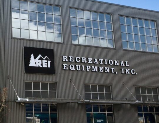 REI (Recreational Equipment, Inc.): A Haven for Outdoor Enthusiasts